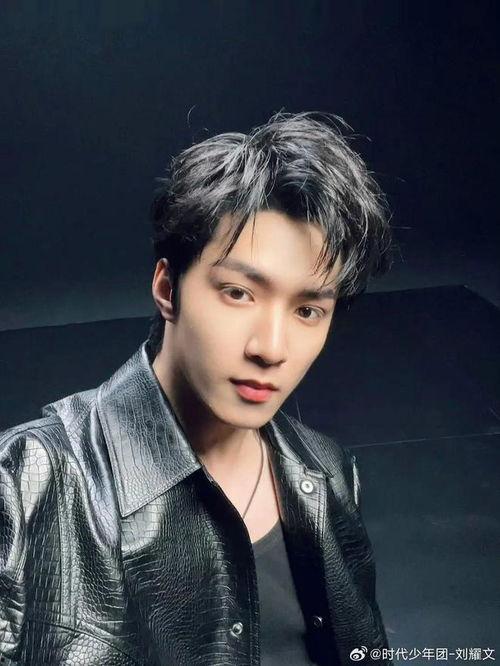 明星绯闻最新爆料热巴,明星绯闻再掀波澜